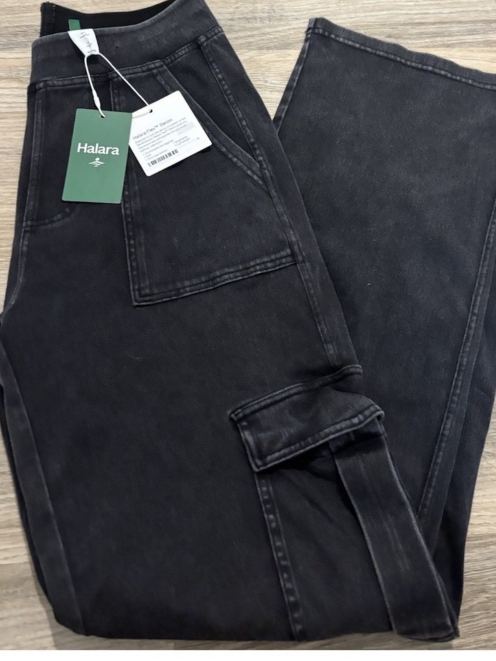 NWT Halara Flex Denim Cargo Pants XS Charcoal Washed Black Stretchy pull